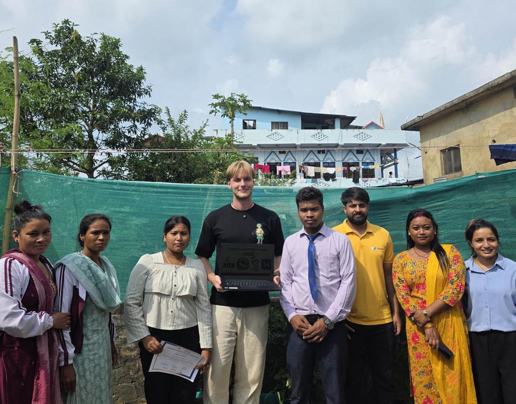 Lees het verhaal van Luc in Indonesië en Nepal