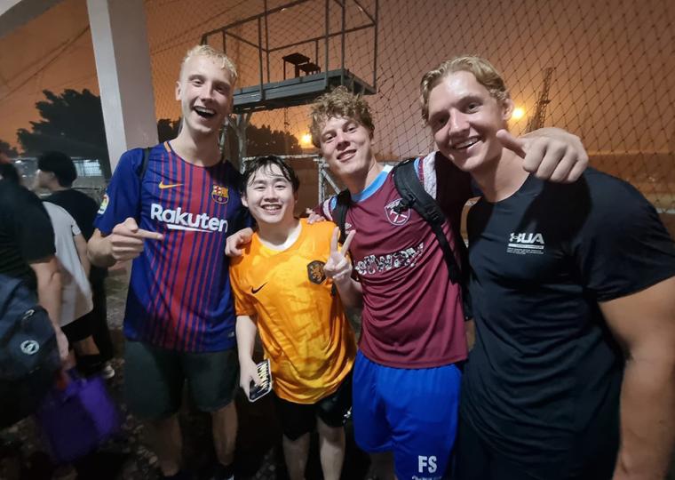 Lees het verhaal van Friso in Thailand