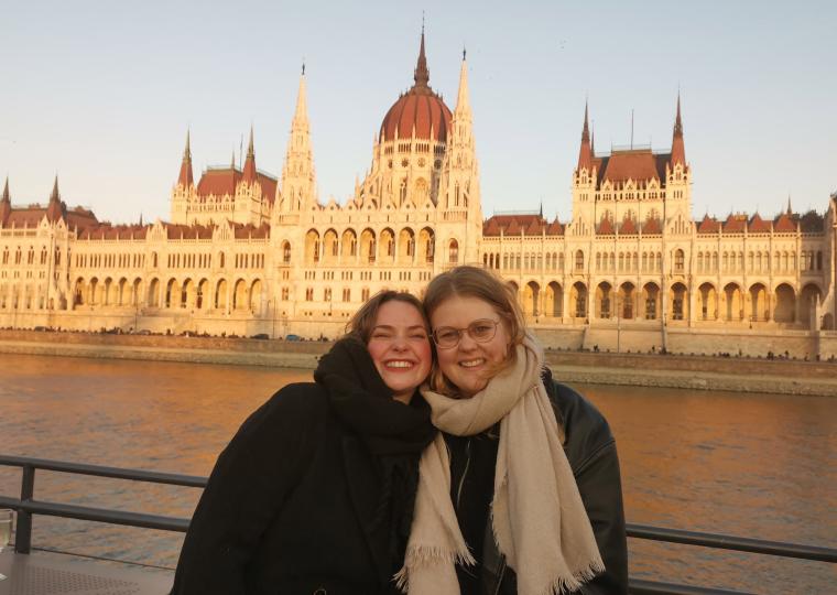 Lees het verhaal van Lana in Hongarije