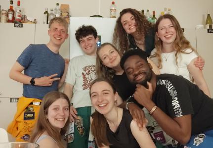 Lees het verhaal van Devin in Zweden