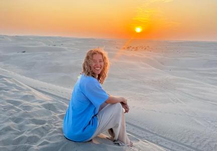 Lees het verhaal van Lilly in Oman en Schotland